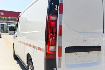��������V919 2025�� ��ҫ�� ��Ӣ��  2�� ����Ͷ����綯��ջ��� ������50.715kWhͼƬ