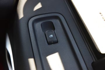 ��������V919 2025�� ��ҫ�� ��Ӣ��  2�� ����Ͷ����綯��ջ��� ������50.715kWhͼƬ