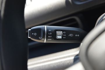 ��������V919 2025�� ��ҫ�� ��Ӣ��  2�� ����Ͷ����綯��ջ��� ������50.715kWhͼƬ