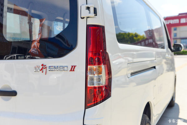 疯狂促销,直降0.80万!保定市睿行EM80系列优惠价