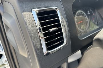 ����;��T7 Pro 1.6L���� 120���� 5�� 3.8���Ű�����΢��ͼƬ