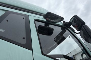 ���J6V Pro ��Ӣ�� 7.8L���� 320���� 4X2 һ�����8�� 9.6����ʽ�ػ���ͼƬ
