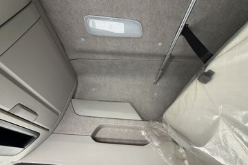 ���J6V Pro ��Ӣ�� 7.8L���� 320���� 4X2 һ�����8�� 9.6����ʽ�ػ���ͼƬ
