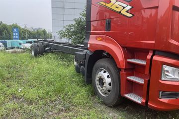 һ����� J6L ����� 260���� 4X2 9.7����������ʽ�ػ���ͼƬ