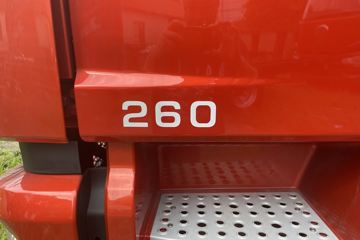 һ����� J6L ����� 260���� 4X2 9.7����������ʽ�ػ���ͼƬ