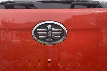 һ����� J6L ����� 260���� 4X2 9.7����������ʽ�ػ���ͼƬ