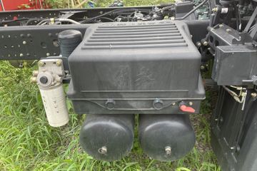 һ����� J6L ����� 260���� 4X2 9.7����������ʽ�ػ���ͼƬ
