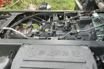 һ����� J6L ����� 260���� 4X2 9.7����������ʽ�ػ���ͼƬ