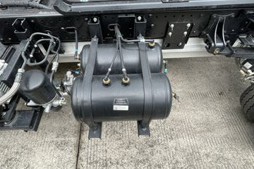 �����������EL-Plus 4X2 4.08�׵��Ŵ��綯��س� ��γ140.15kWhͼƬ