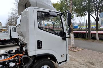 Ծ������T1 ��װ�� 4.17�׵��Ŵ��綯��ʽ�Ῠ ����ʱ��140.41kWhͼƬ