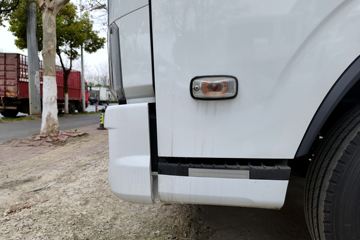 Ծ������T1 ��װ�� 4.17�׵��Ŵ��綯��ʽ�Ῠ ����ʱ��140.41kWhͼƬ