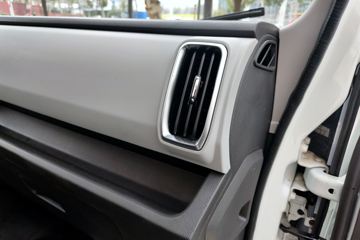 Ծ������T1 ��װ�� 4.17�׵��Ŵ��綯��ʽ�Ῠ ����ʱ��140.41kWhͼƬ