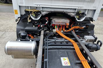 Ծ������T1 ��װ�� 4.17�׵��Ŵ��綯��ʽ�Ῠ ����ʱ��140.41kWhͼƬ