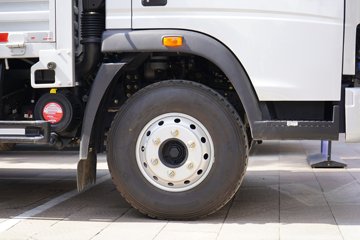 ����HOWO����H3 3L LNG 140���� ��ʿ��8�� 4.15�׵��������ῨͼƬ