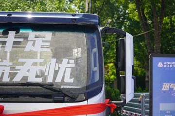 ����HOWO����H3 3L LNG 140���� ��ʿ��8�� 4.15�׵��������ῨͼƬ