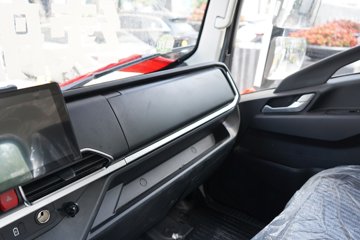 ����HOWO����H3 3L LNG 140���� ��ʿ��8�� 4.15�׵��������ῨͼƬ