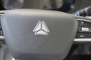 ����HOWO����H3 3L LNG 140���� ��ʿ��8�� 4.15�׵��������ῨͼƬ