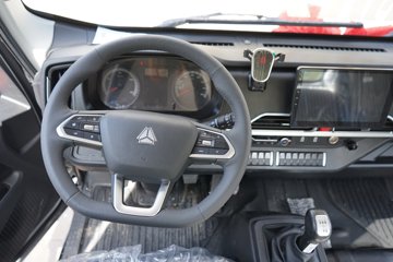 ����HOWO����H3 3L LNG 140���� ��ʿ��8�� 4.15�׵��������ῨͼƬ