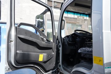 ����HOWO����H3 3L LNG 140���� ��ʿ��8�� 4.15�׵��������ῨͼƬ
