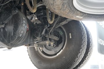 ����HOWO����H3 3L LNG 140���� ��ʿ��8�� 4.15�׵��������ῨͼƬ
