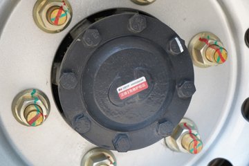 ����HOWO����H3 3L LNG 140���� ��ʿ��8�� 4.15�׵��������ῨͼƬ