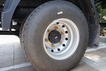 ����HOWO����H3 3L LNG 140���� ��ʿ��8�� 4.15�׵��������ῨͼƬ
