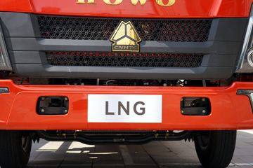����HOWO���� 3L CNG 140���� ��ʿ��8�� 3.85���Ű������ῨͼƬ