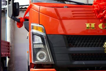 ����HOWO���� 3L CNG 140���� ��ʿ��8�� 3.85���Ű������ῨͼƬ