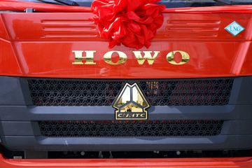 ����HOWO���� 3L CNG 140���� ��ʿ��8�� 3.85���Ű������ῨͼƬ