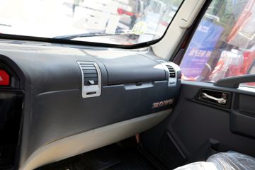 ����HOWO���� 3L CNG 140���� ��ʿ��8�� 3.85���Ű������ῨͼƬ