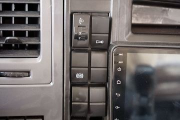 ����HOWO���� 3L CNG 140���� ��ʿ��8�� 3.85���Ű������ῨͼƬ
