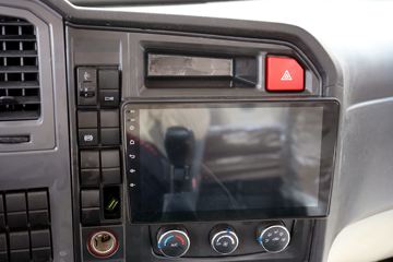 ����HOWO���� 3L CNG 140���� ��ʿ��8�� 3.85���Ű������ῨͼƬ