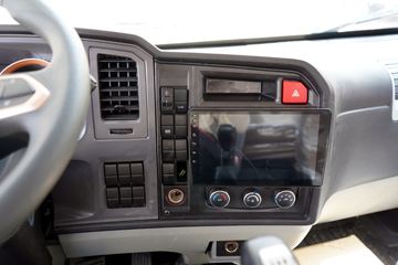 ����HOWO���� 3L CNG 140���� ��ʿ��8�� 3.85���Ű������ῨͼƬ