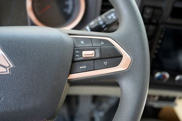 ����HOWO���� 3L CNG 140���� ��ʿ��8�� 3.85���Ű������ῨͼƬ