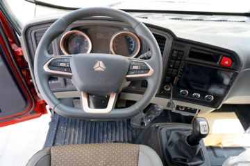 ����HOWO���� 3L CNG 140���� ��ʿ��8�� 3.85���Ű������ῨͼƬ