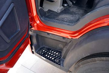 ����HOWO���� 3L CNG 140���� ��ʿ��8�� 3.85���Ű������ῨͼƬ