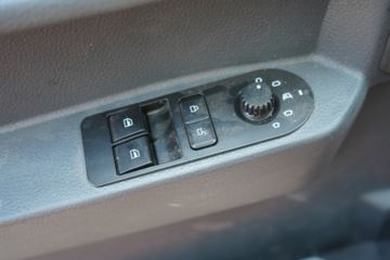 ����HOWO���� 3L CNG 140���� ��ʿ��8�� 3.85���Ű������ῨͼƬ