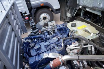 ����HOWO���� 3L CNG 140���� ��ʿ��8�� 3.85���Ű������ῨͼƬ