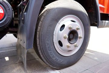 ����HOWO���� 3L CNG 140���� ��ʿ��8�� 3.85���Ű������ῨͼƬ