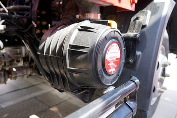 ����HOWO���� 3L CNG 140���� ��ʿ��8�� 3.85���Ű������ῨͼƬ