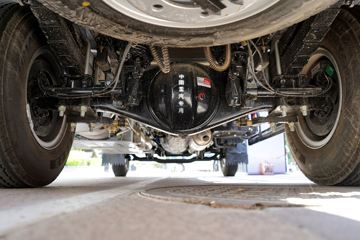 ����HOWO���� 3L CNG 140���� ��ʿ��8�� 3.85���Ű������ῨͼƬ