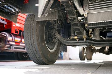 ����HOWO���� 3L CNG 140���� ��ʿ��8�� 3.85���Ű������ῨͼƬ