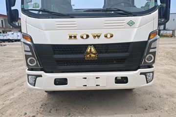 ����HOWO�Ῠ���� 140���� 4X2 LNG 4.08����س�ͼƬ