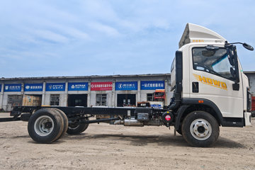 ����HOWO�Ῠ���� 140���� 4X2 LNG 4.08����س�ͼƬ