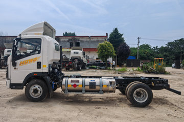 ����HOWO�Ῠ���� 140���� 4X2 LNG 4.08����س�ͼƬ