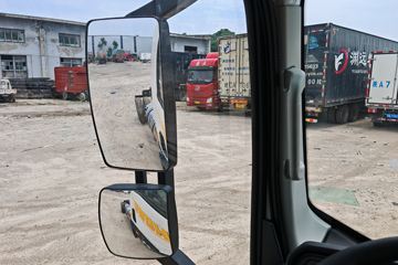 ����HOWO�Ῠ���� 140���� 4X2 LNG 4.08����س�ͼƬ