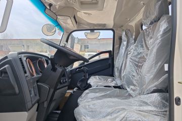 ����HOWO�Ῠ���� 140���� 4X2 LNG 4.08����س�ͼƬ