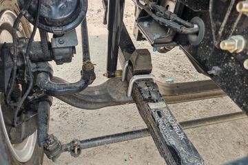 ����HOWO�Ῠ���� 140���� 4X2 LNG 4.08����س�ͼƬ