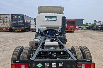 ����HOWO�Ῠ���� 140���� 4X2 LNG 4.08����س�ͼƬ