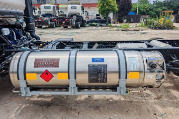 ����HOWO�Ῠ���� 140���� 4X2 LNG 4.08����س�ͼƬ
